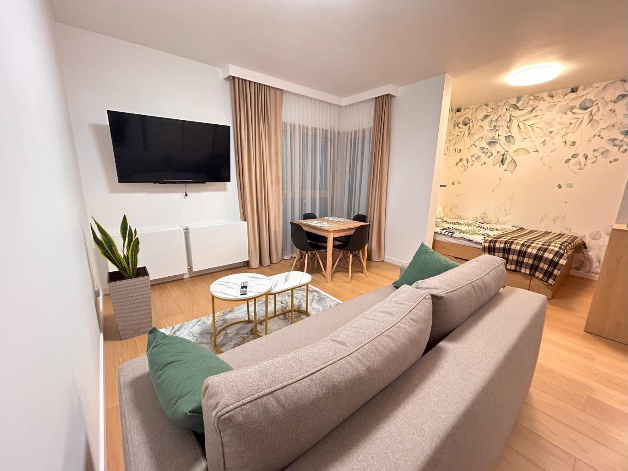 Apartmentprestige Central Station Krasków Exterior foto